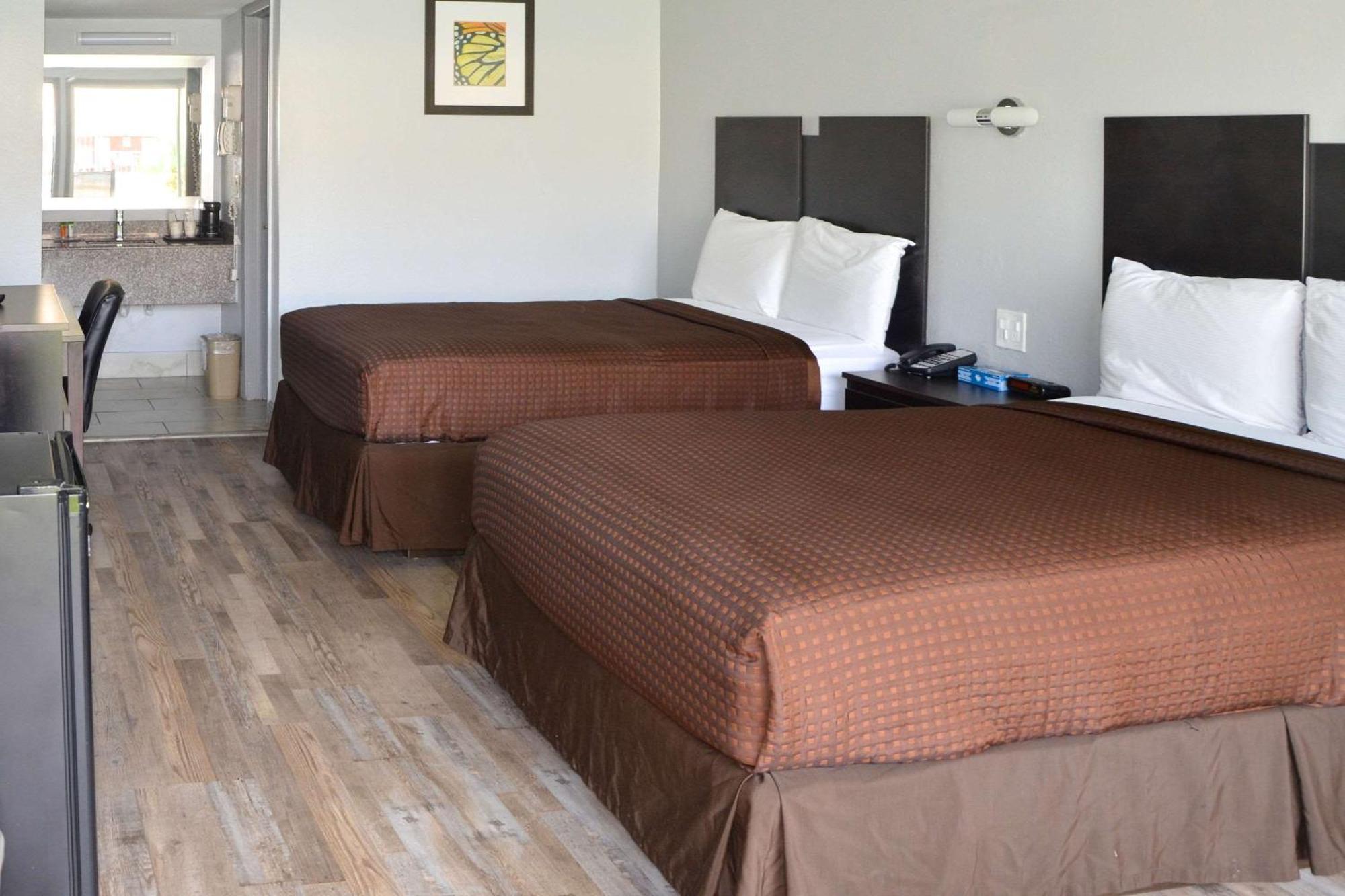 Rodeway Inn Sun City Center المظهر الخارجي الصورة